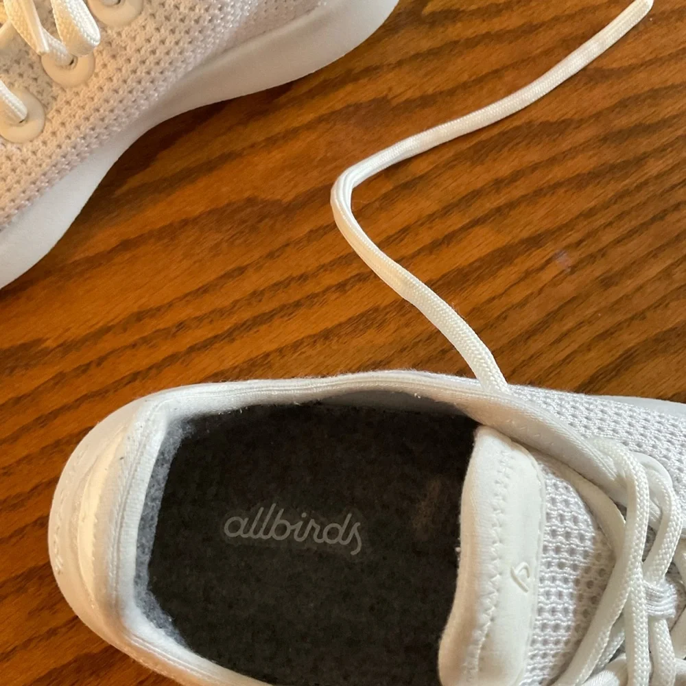 Allbirds Tree Runner’s, Kaikoura White Sneakers, Women’s Sz 7